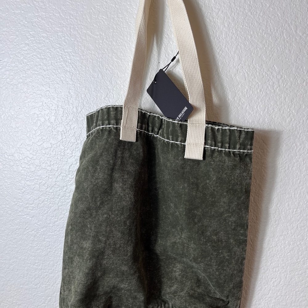 True Religion Olive Green Tote Bag with Gold Embroidery NWT - Picture 4 of 7